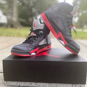 Air Jordan 5